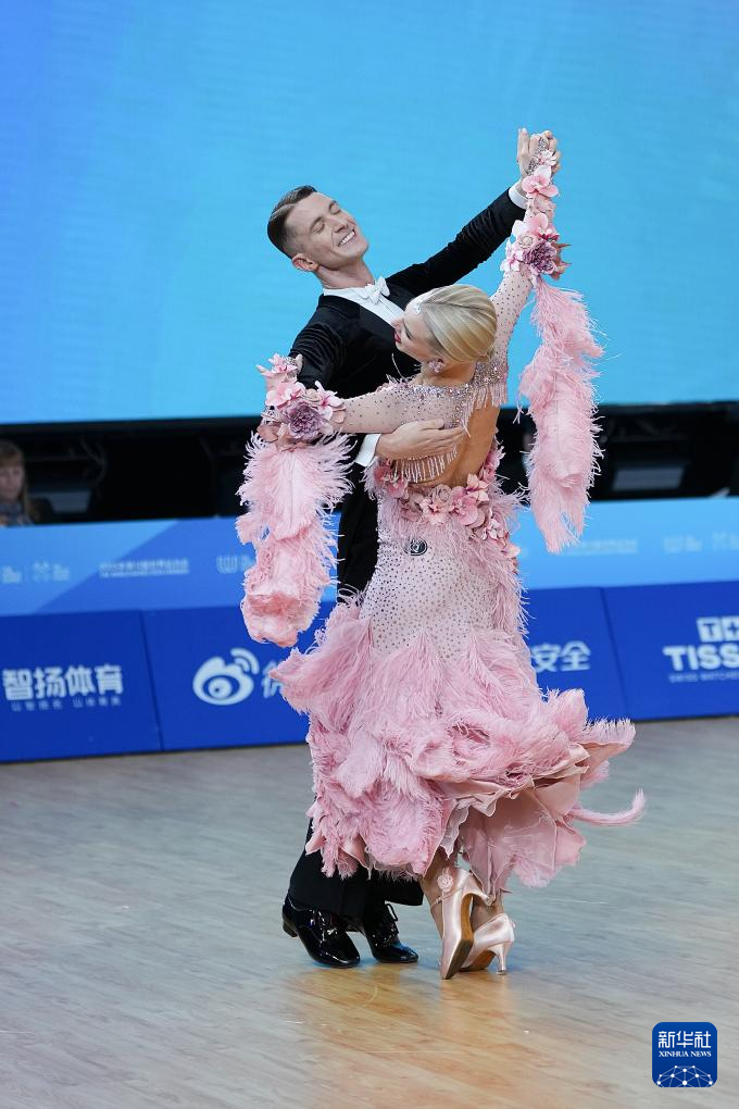 喝彩, 每条跑道上, 该运动的核