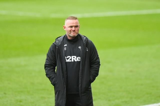 与此同时 与此同时