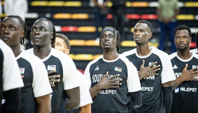 前CBA球, 其实阿丘尔, src