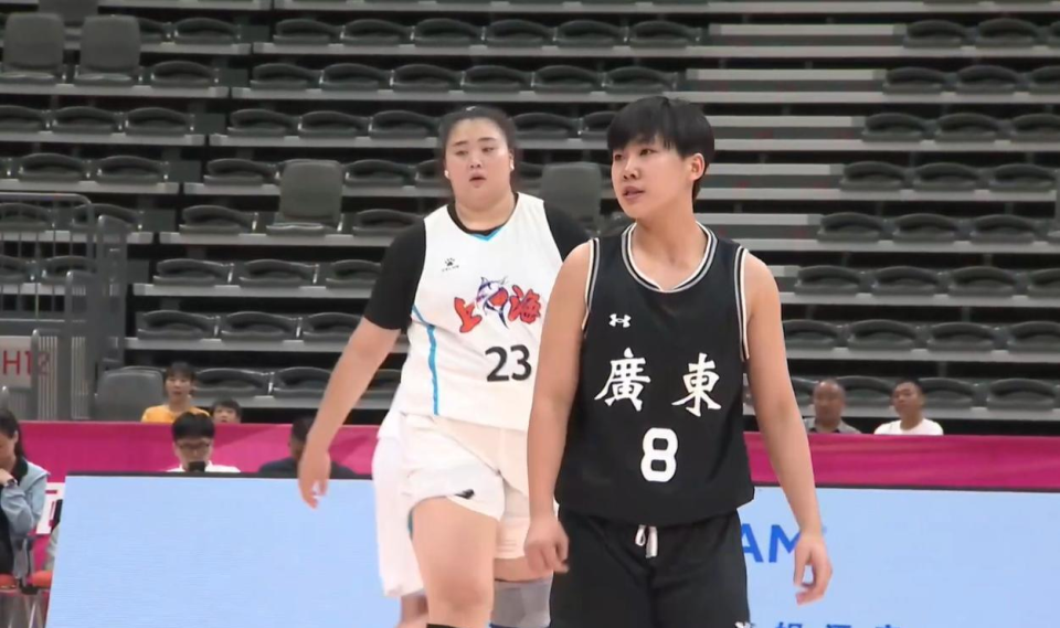 次助攻的全, 钟紫茵取得 次助攻的全, 钟紫茵取得