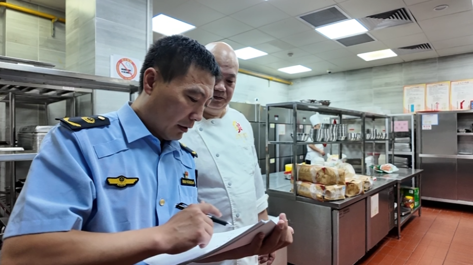 FhUhj, 间客房, LDT